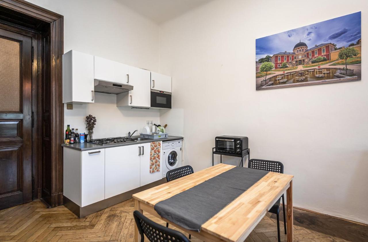 פראג Legerova Apartments מראה חיצוני תמונה